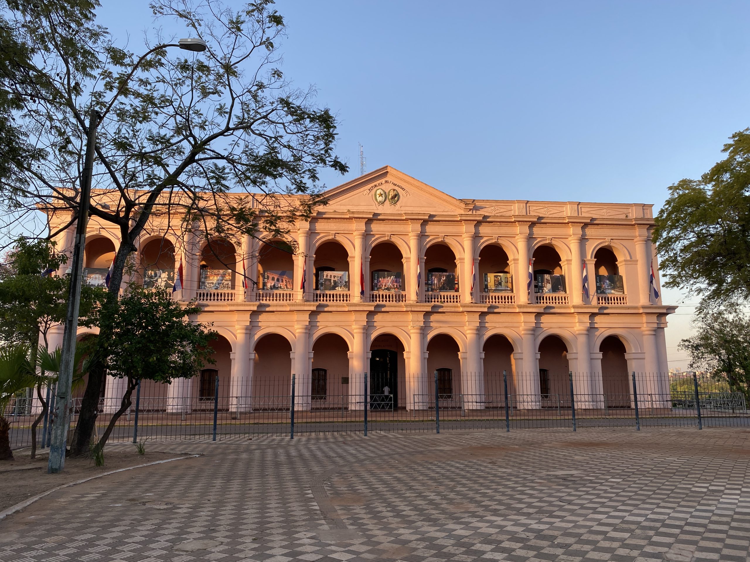 El Cabildo celebra las fiestas patrias en coincidencia con sus 22 años de existencia