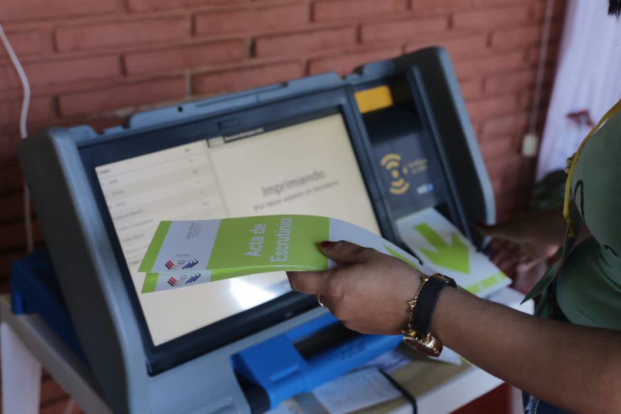 CUANDO EL AUDITADO CONTROLA LA AUDITORÍA